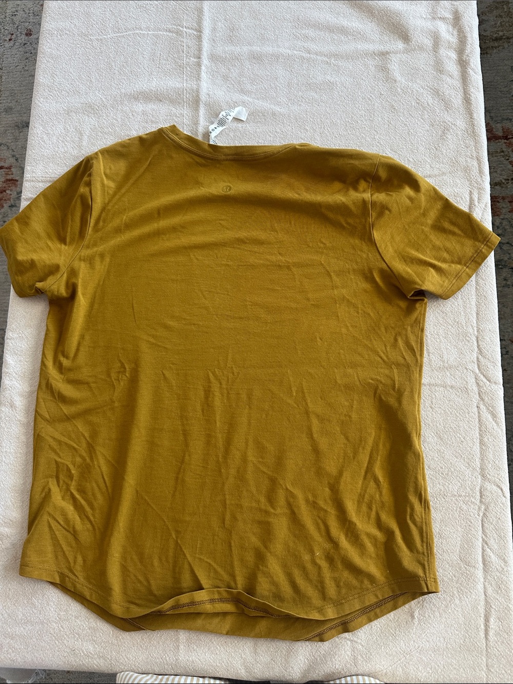 Lululemon Love short sleeve in Mustard - Picture 2 of 2